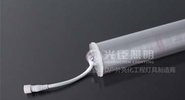 客戶深夜轉(zhuǎn)款訂購(gòu)LED數(shù)碼管，執(zhí)著的精神感染著光臣!