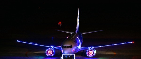 飛機LED亮化